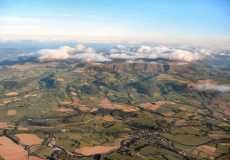 black-mountains-and-the-wye-from-around-6k