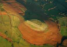 coed-cefn-from-6000ft-wave-in-475