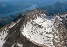 evening-soaring-in-464-near-the-lac