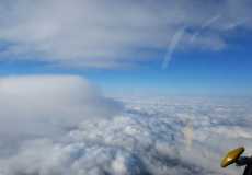 running-along-the-upper-wave-cloud-in-the-junior