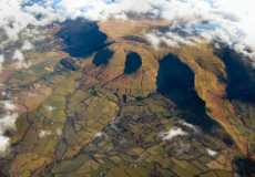 the-airfield-at-bottom-from-11000ft-in-east-wave