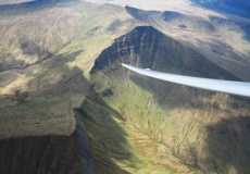 the-summit-of-pen-y-fan-on-a-super-day